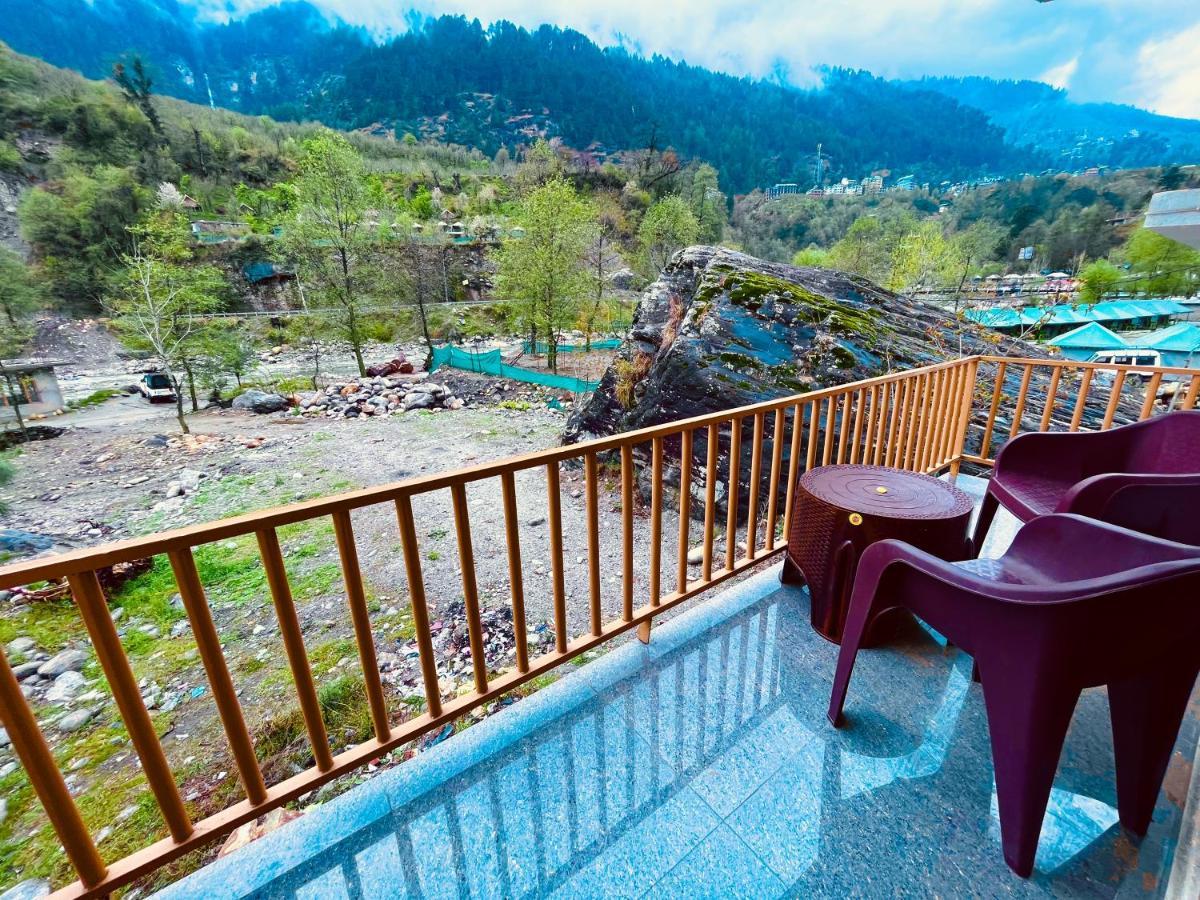 Hotel Beas River Retreat - A Riverside Hotel With Balcony Manāli Buitenkant foto