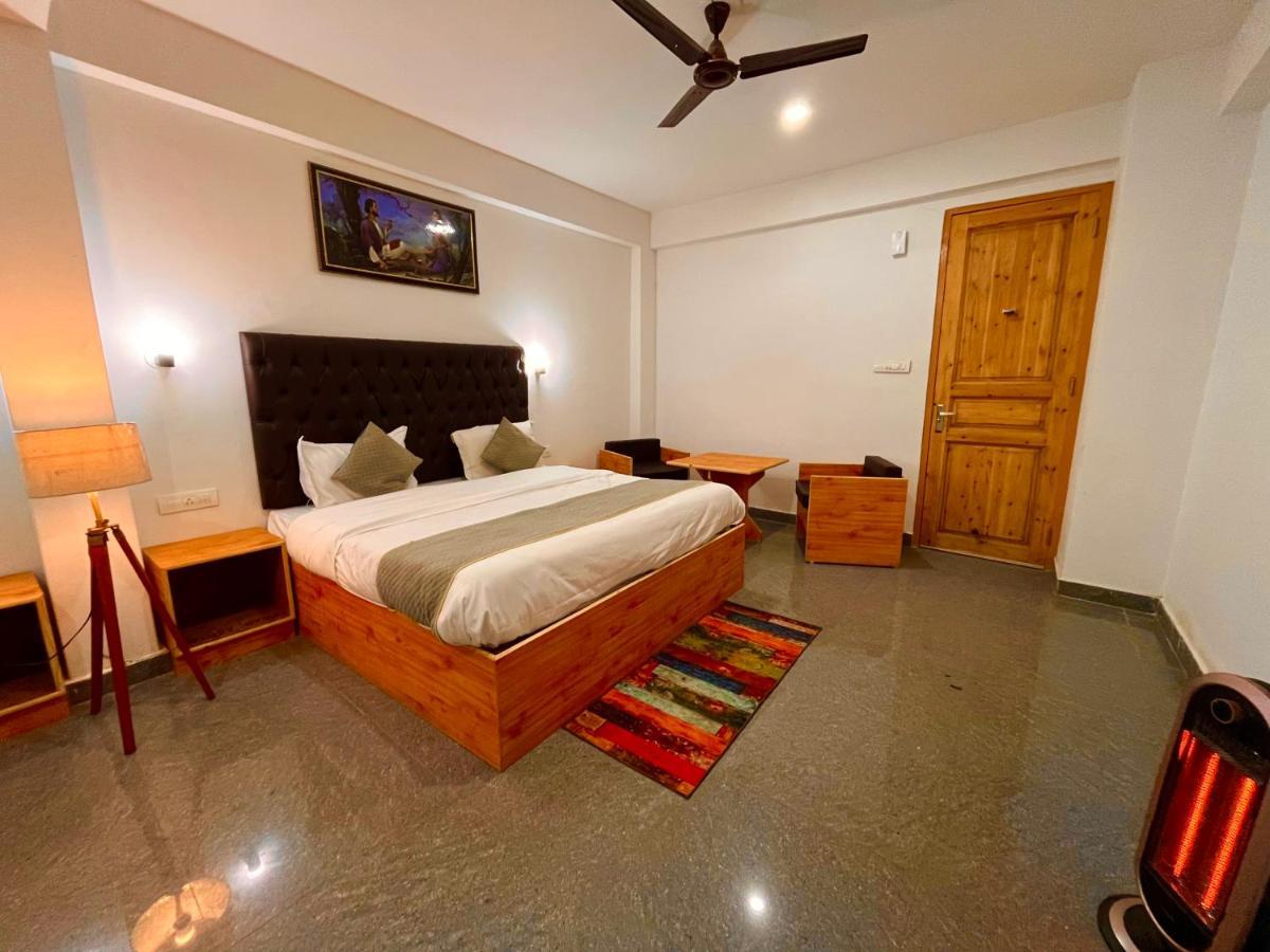 Hotel Beas River Retreat - A Riverside Hotel With Balcony Manāli Buitenkant foto