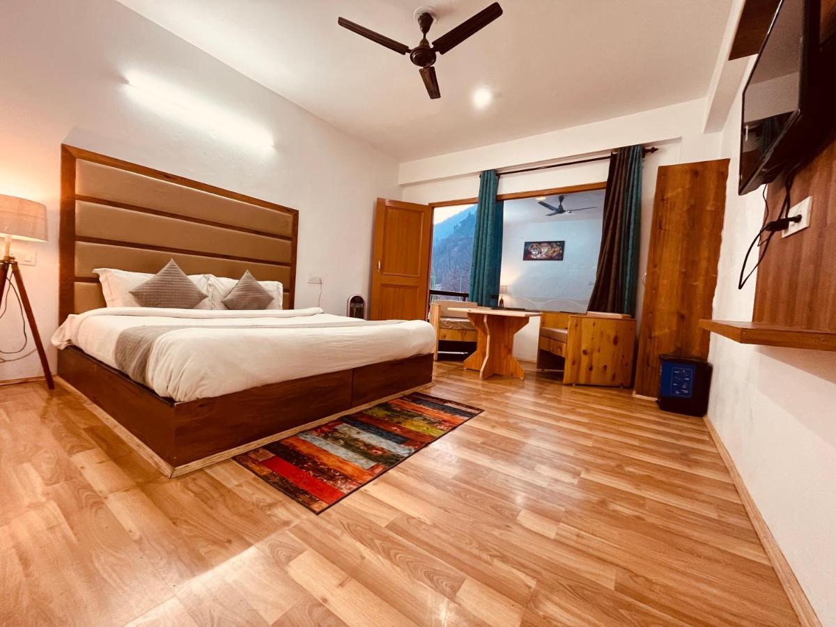 Hotel Beas River Retreat - A Riverside Hotel With Balcony Manāli Buitenkant foto